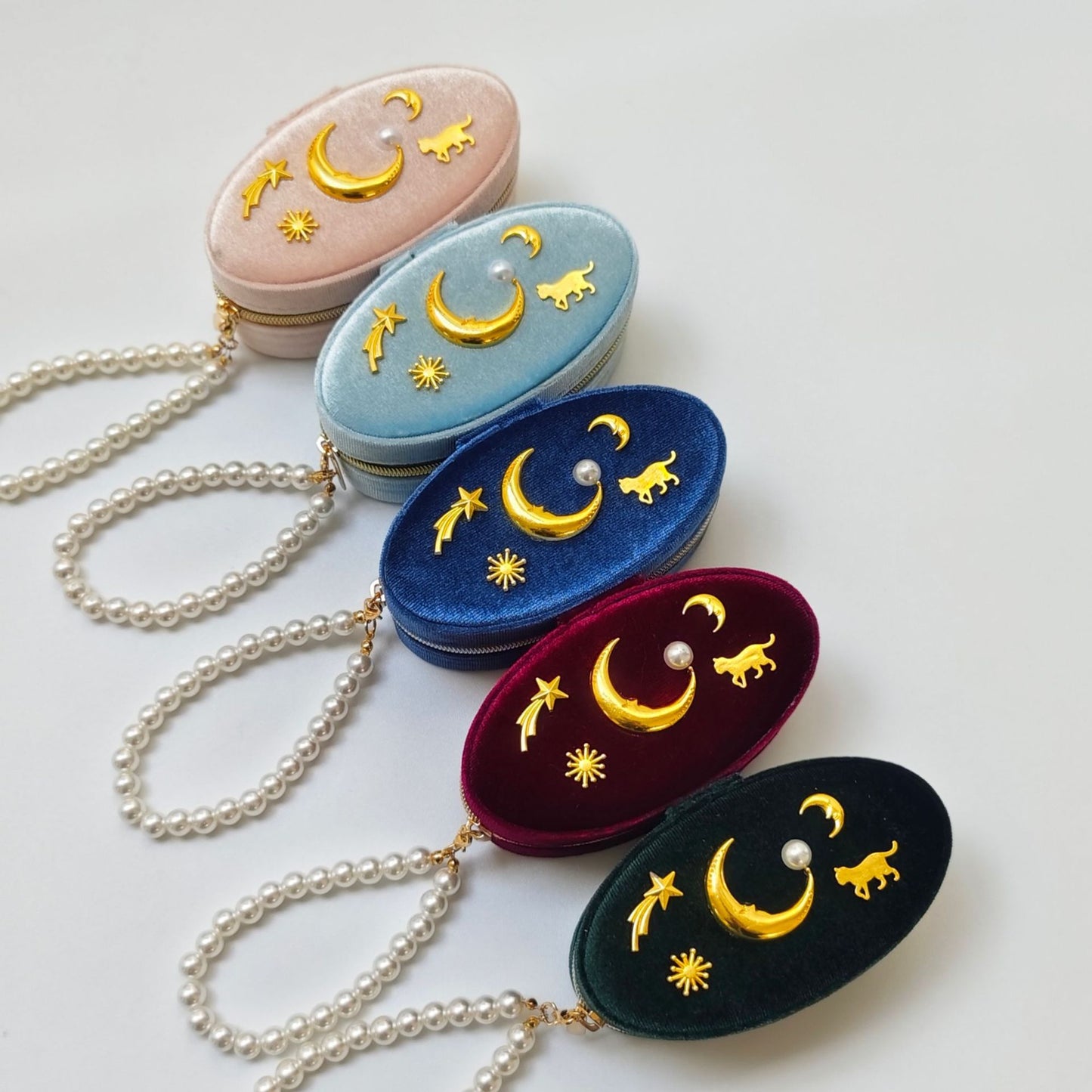 Vintage Moon Velvet Pearl Chain Zipper Jewelry Box