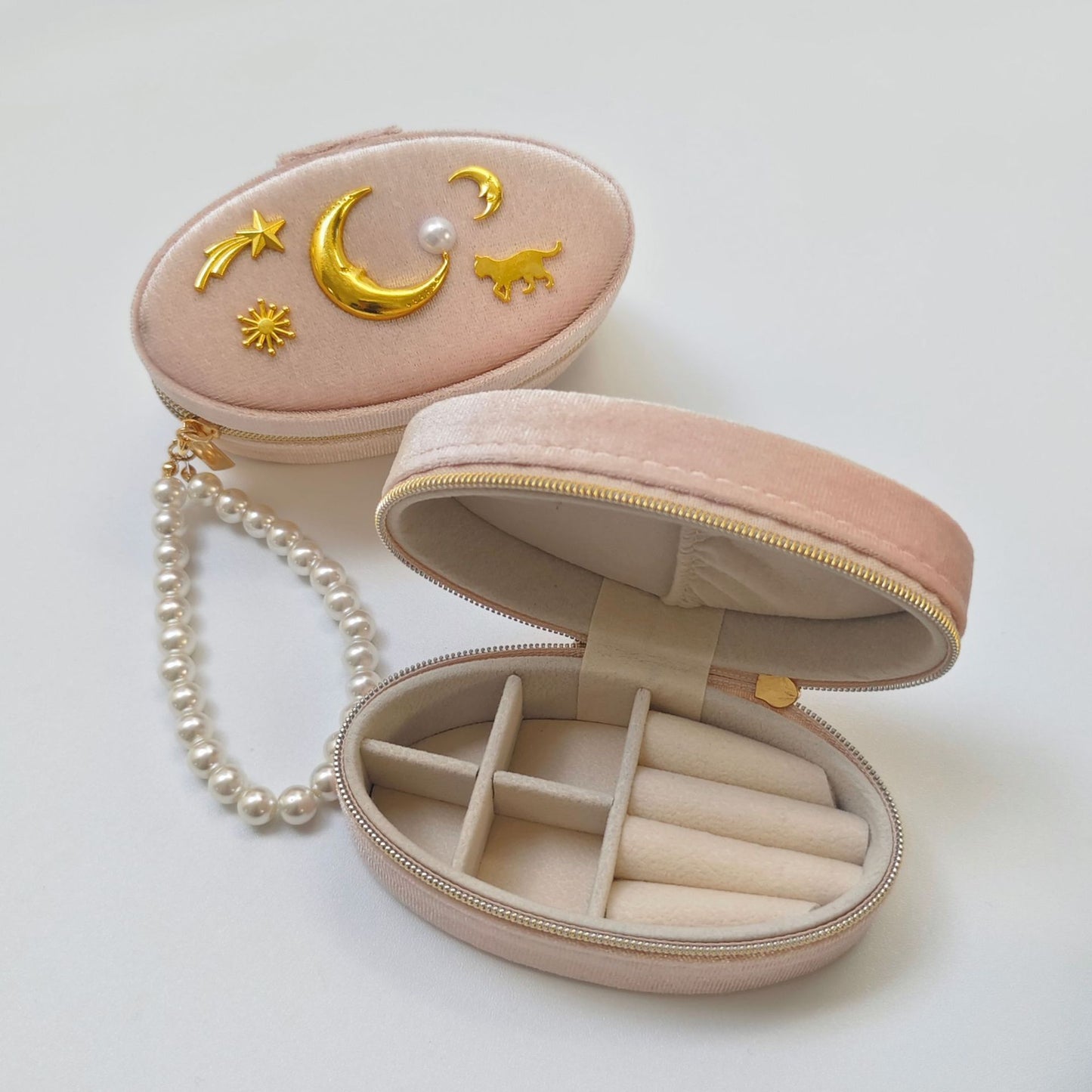 Vintage Moon Velvet Pearl Chain Zipper Jewelry Box