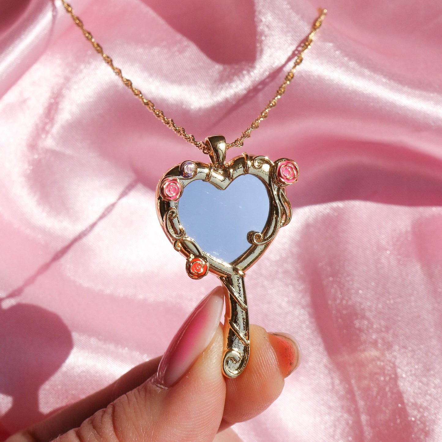 Cute Barbie Magic Mirror Necklace