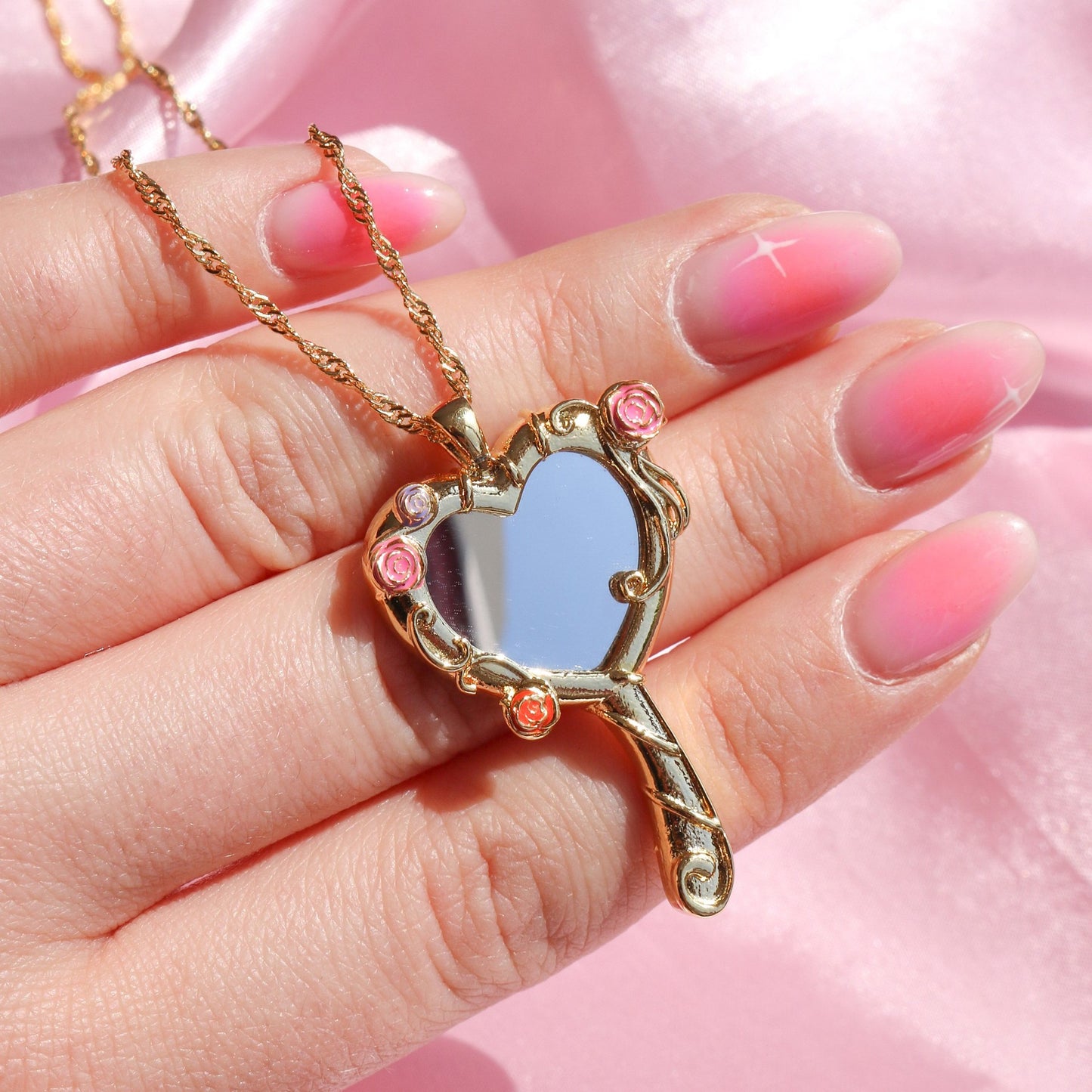 Cute Barbie Magic Mirror Necklace