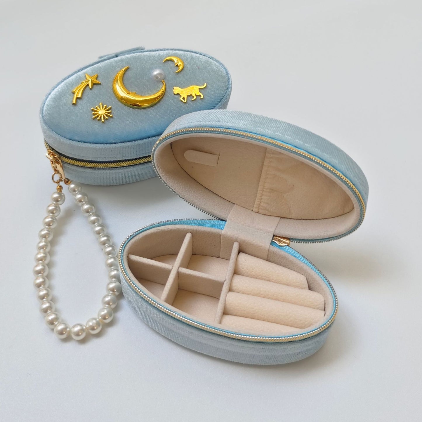 Vintage Moon Velvet Pearl Chain Zipper Jewelry Box